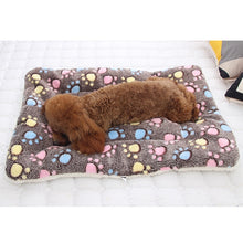 Load image into Gallery viewer, Soft Flannel Pet Mat dog Bed Winter Thicken Warm